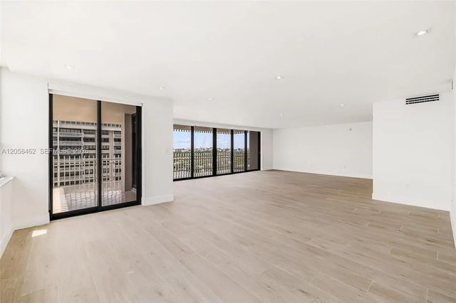 5 of 31 - 2 Grove Isle Drive #b1602, Miami, FL