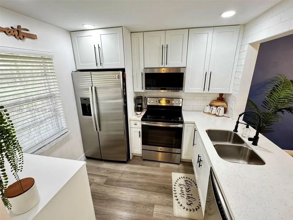 231 Nw 76th Avenue #102, Margate