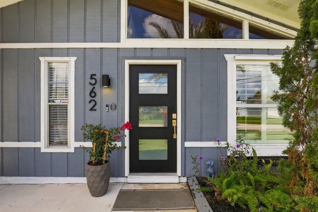 4 of 60 - 562 Sw Eyerly Avenue, Port St. Lucie, FL