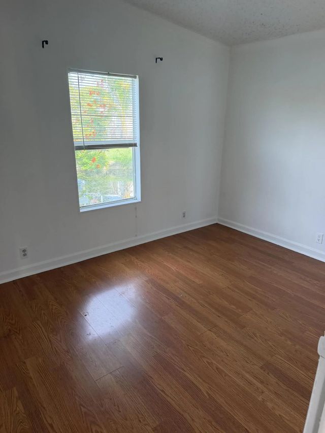 3 of 10 - 1680 Sw 85th Avenue, Davie, FL