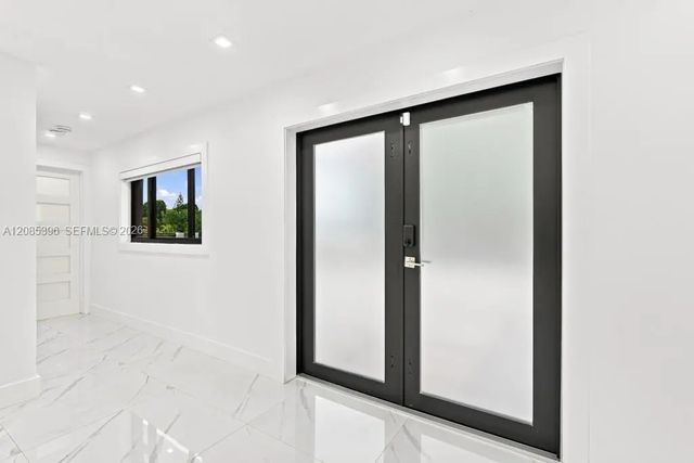 5 of 49 - 100 Nw 120th Avenue, Miami, FL