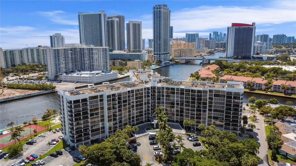 200 Leslie Drive #724, Hallandale Beach
