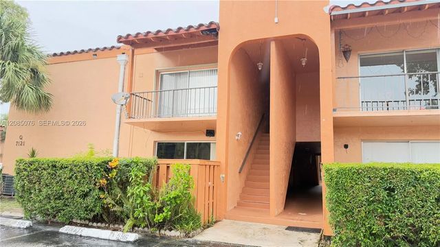 7121 Miami Lakes Drive #q8, Miami Lakes