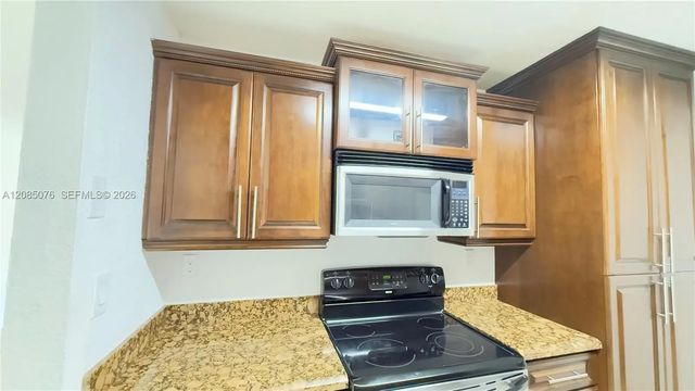 3 of 15 - 7121 Miami Lakes Drive #q8, Miami Lakes, FL