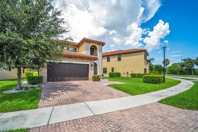 2 of 39 - 5104 Nw 47th Street, Tamarac, FL