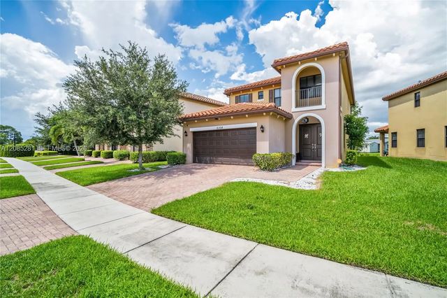 3 of 39 - 5104 Nw 47th Street, Tamarac, FL