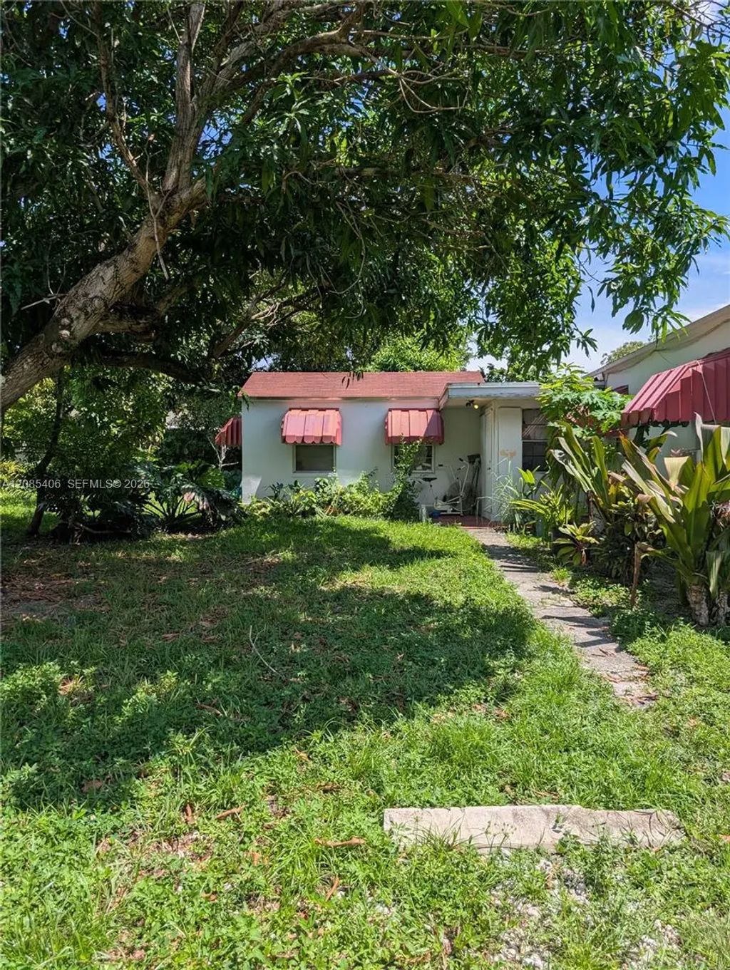 11339 Peachtree Drive, Miami