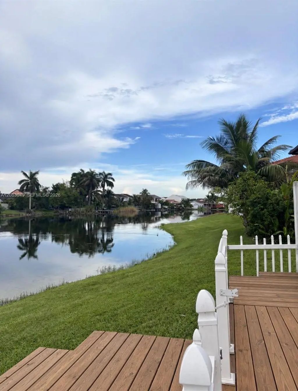 1201 Sw 124th Court #1-e, Miami