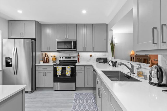 3 of 24 - 3063 N Palm Aire Drive #3063, Pompano Beach, FL
