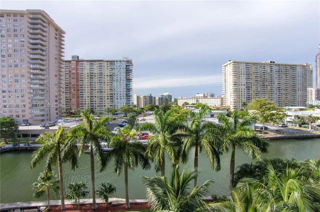 2 of 49 - 17150 N Bay Road #2512, Sunny Isles Beach, FL