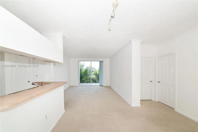 5 of 49 - 17150 N Bay Road #2512, Sunny Isles Beach, FL