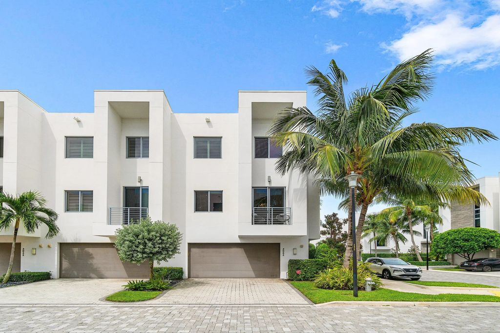 4053 Nw 17th Way, Boca Raton