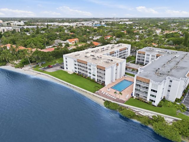 1516 S Lakeside Drive #408, Lake Worth Beach