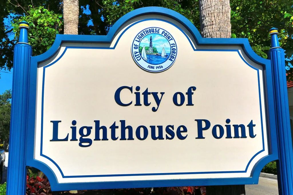4110 Ne 27th Avenue, Lighthouse Point