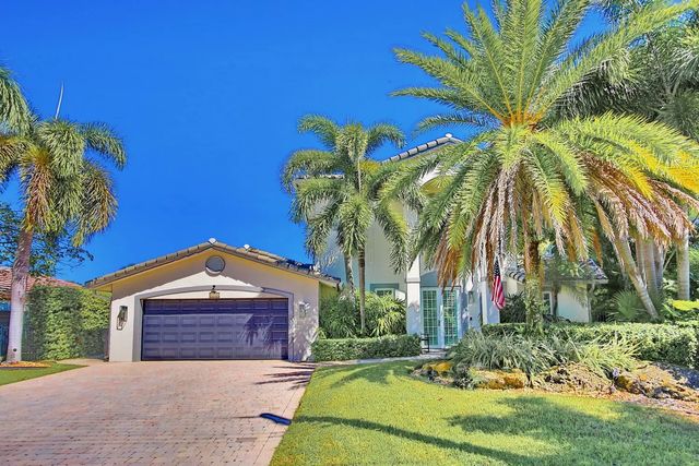 2 of 46 - 4110 Ne 27th Avenue, Lighthouse Point, FL