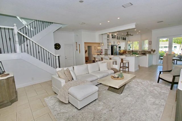 5 of 46 - 4110 Ne 27th Avenue, Lighthouse Point, FL