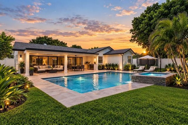 2 of 37 - 528 Nw 15th Avenue, Boca Raton, FL