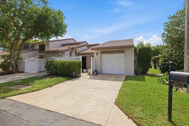 3 of 44 - 6676 Canary Palm  Circle #19, Boca Raton, FL