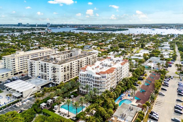 3 of 63 - 155 S Ocean Avenue #305, Palm Beach Shores, FL