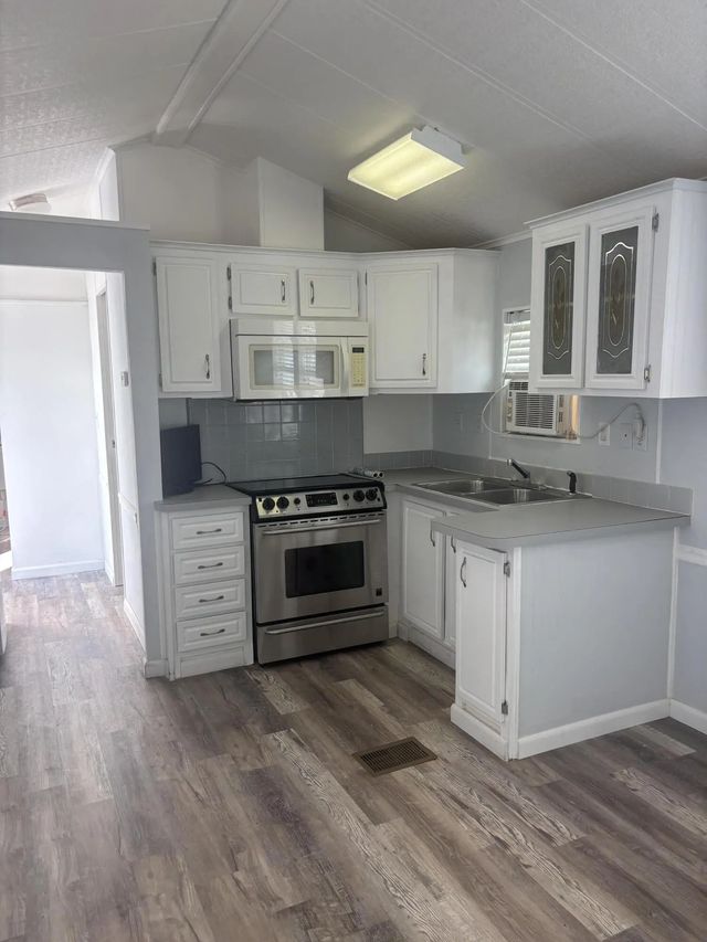 5 of 29 - 36 E 2nd Street #p4, Key Largo, FL