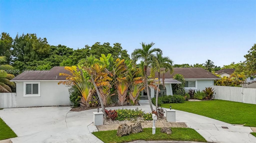 10711 Sw 70th Street, Miami