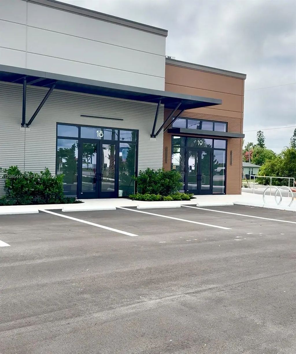 8156 Alico Road #1, Fort Myers