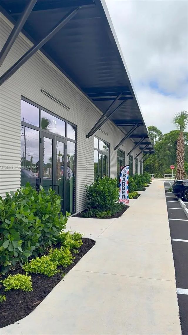 2 of 7 - 8156 Alico Road #1, Fort Myers, FL