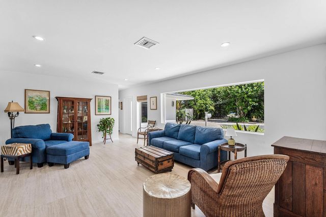 2 of 41 - 545 Nw 7th Street, Boca Raton, FL