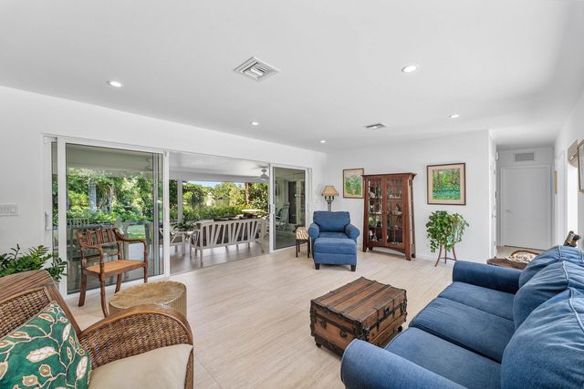 5 of 41 - 545 Nw 7th Street, Boca Raton, FL
