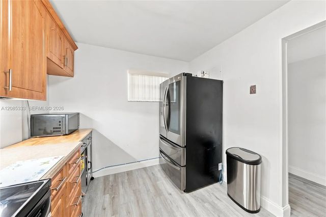 5 of 23 - 3930 Inverrary Boulevard #602-d, Lauderhill, FL