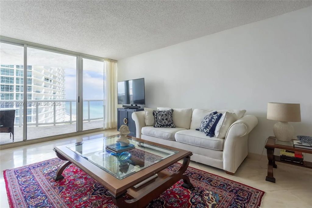 16711 N Collins Avenue #1704, Sunny Isles Beach