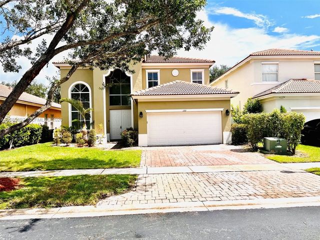 1261 Ne 37th Place, Homestead