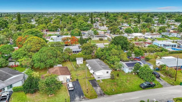 4 of 70 - 2573 Nw 58th Avenue, Margate, FL