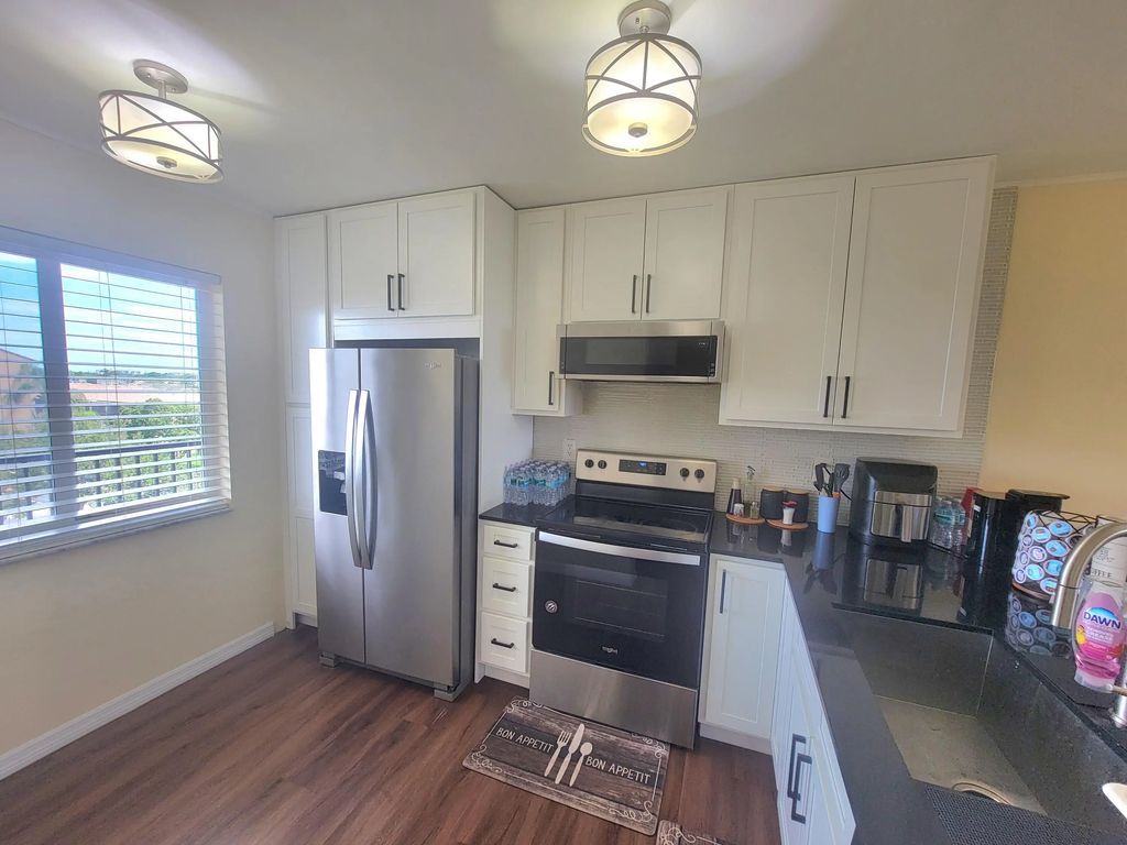 7840 Nw 50th Street #504, Lauderhill