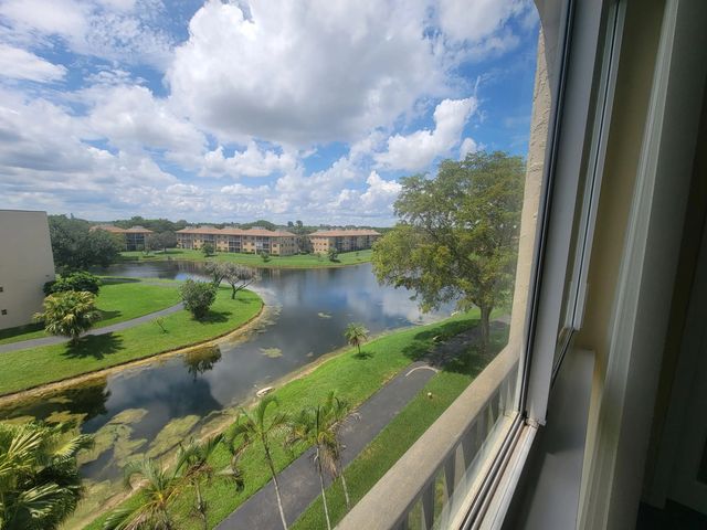 3 of 27 - 7840 Nw 50th Street #504, Lauderhill, FL