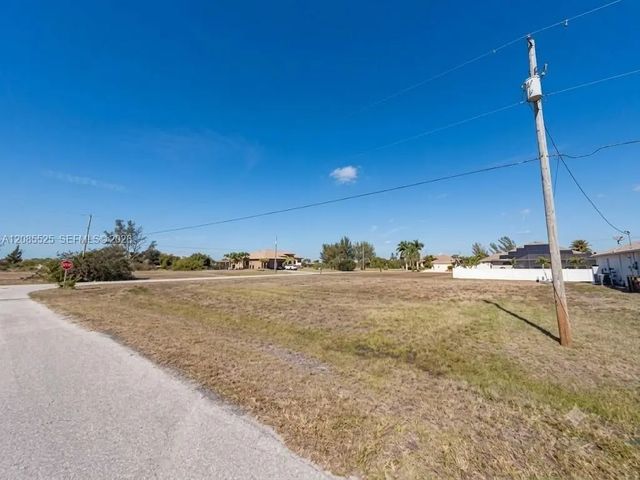 2857 Nw 5th Terrace, Cape Coral