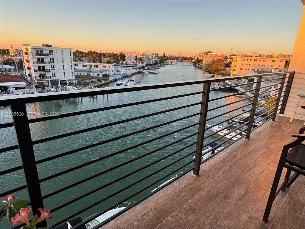 8100 Byron Avenue #504, Miami Beach