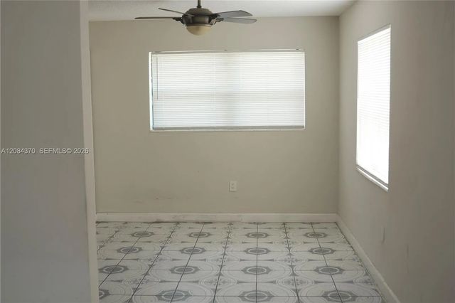 5 of 23 - 941 Nw 102nd Street, Miami, FL