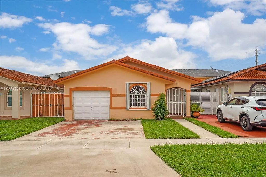 7627 W 34th Court, Hialeah