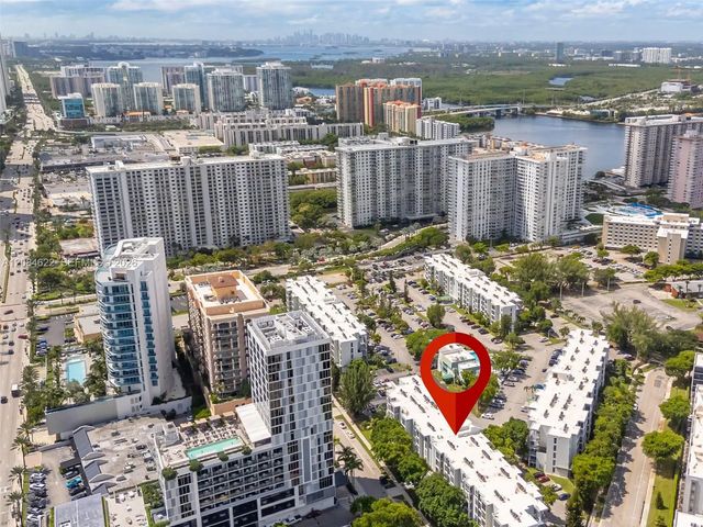 4 of 37 - 17620 Atlantic Boulevard #315, Sunny Isles Beach, FL