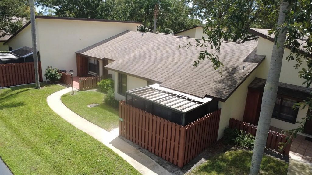 8184 Se Villa Way, Hobe Sound