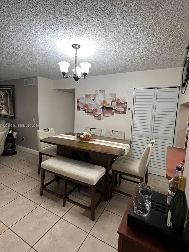5 of 7 - 1900 W 68th Street #f104, Hialeah, FL