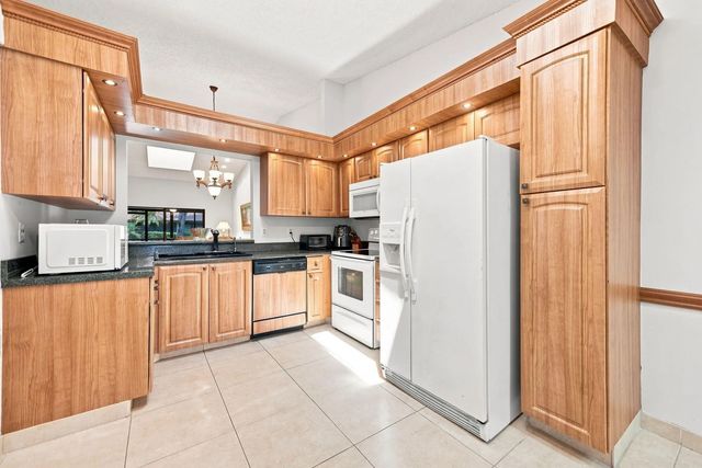 4 of 40 - 6356 Kings Gate Circle, Delray Beach, FL