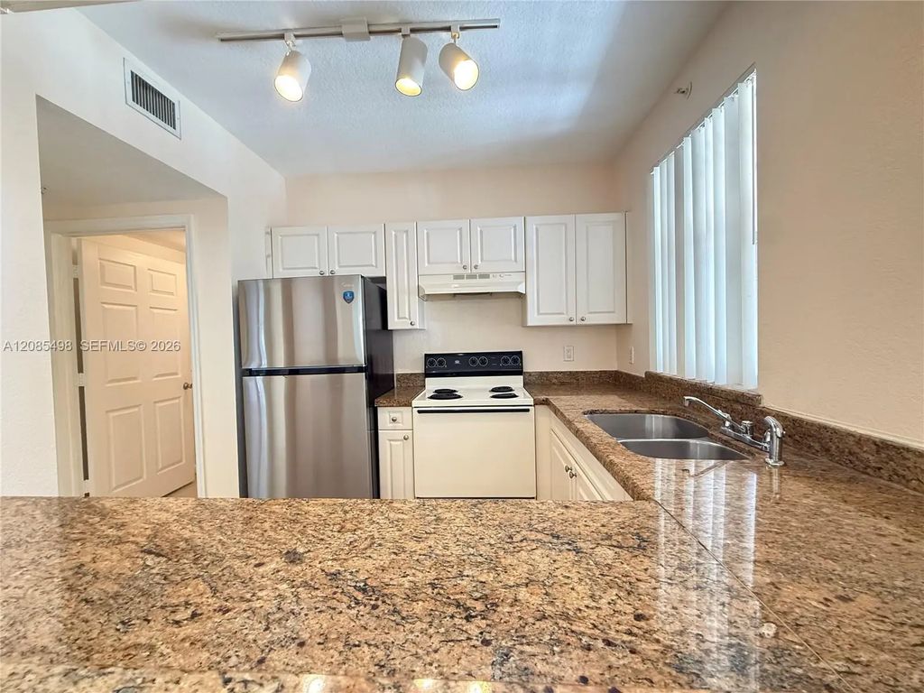 6796 W Sample Road #6796, Coral Springs
