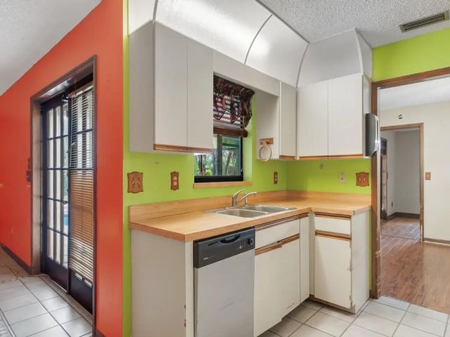 4 of 30 - 6506 Santa Clara Boulevard, Fort Pierce, FL
