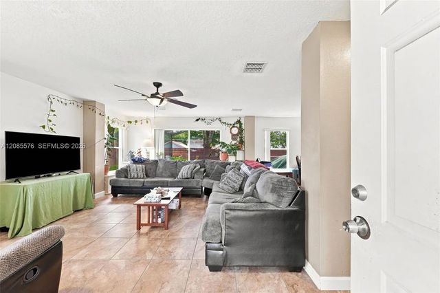 2 of 36 - 611 Abaco, Kissimmee, FL