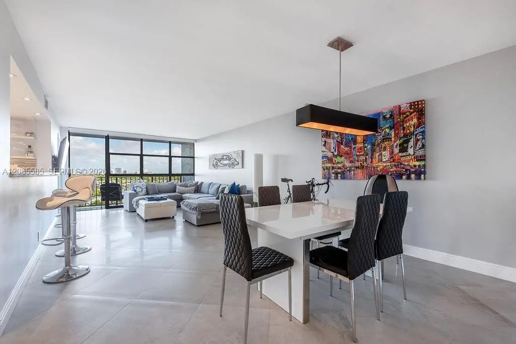 600 Parkview Drive #829, Hallandale Beach