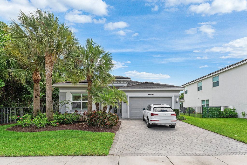 15262 Cherry Creek Lane, Delray Beach