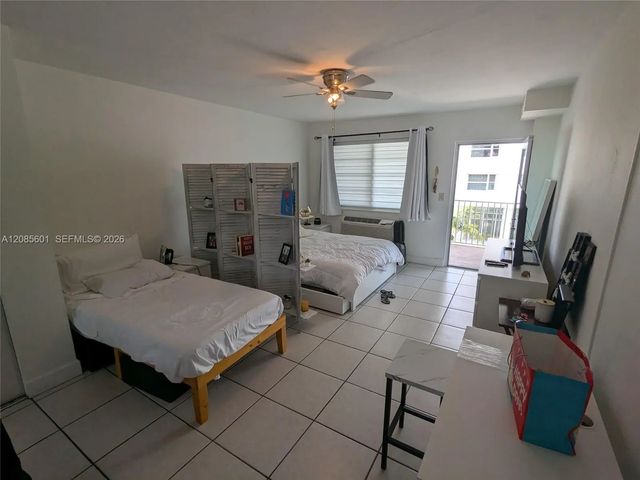 2 of 12 - 158 Ocean Drive #406, Miami Beach, FL