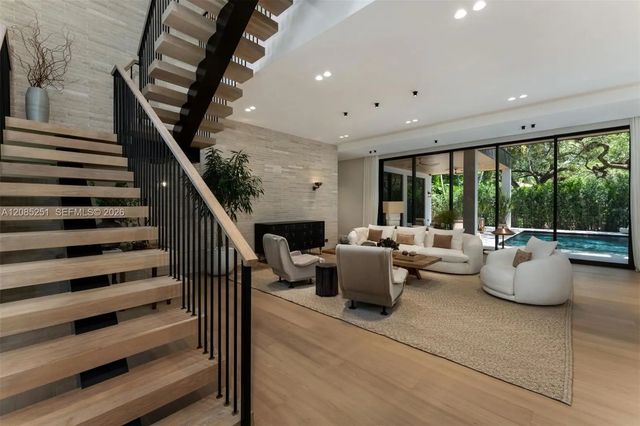 4 of 35 - 418 Castania Avenue, Coral Gables, FL